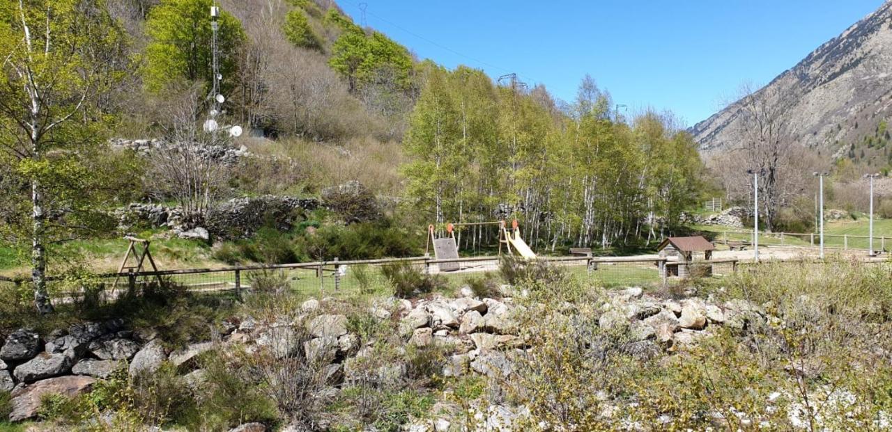 Chalet 6A Dans Les Pyrenees Proche D'Andorre LʼHospitalet-près-lʼAndorre Eksteriør bilde